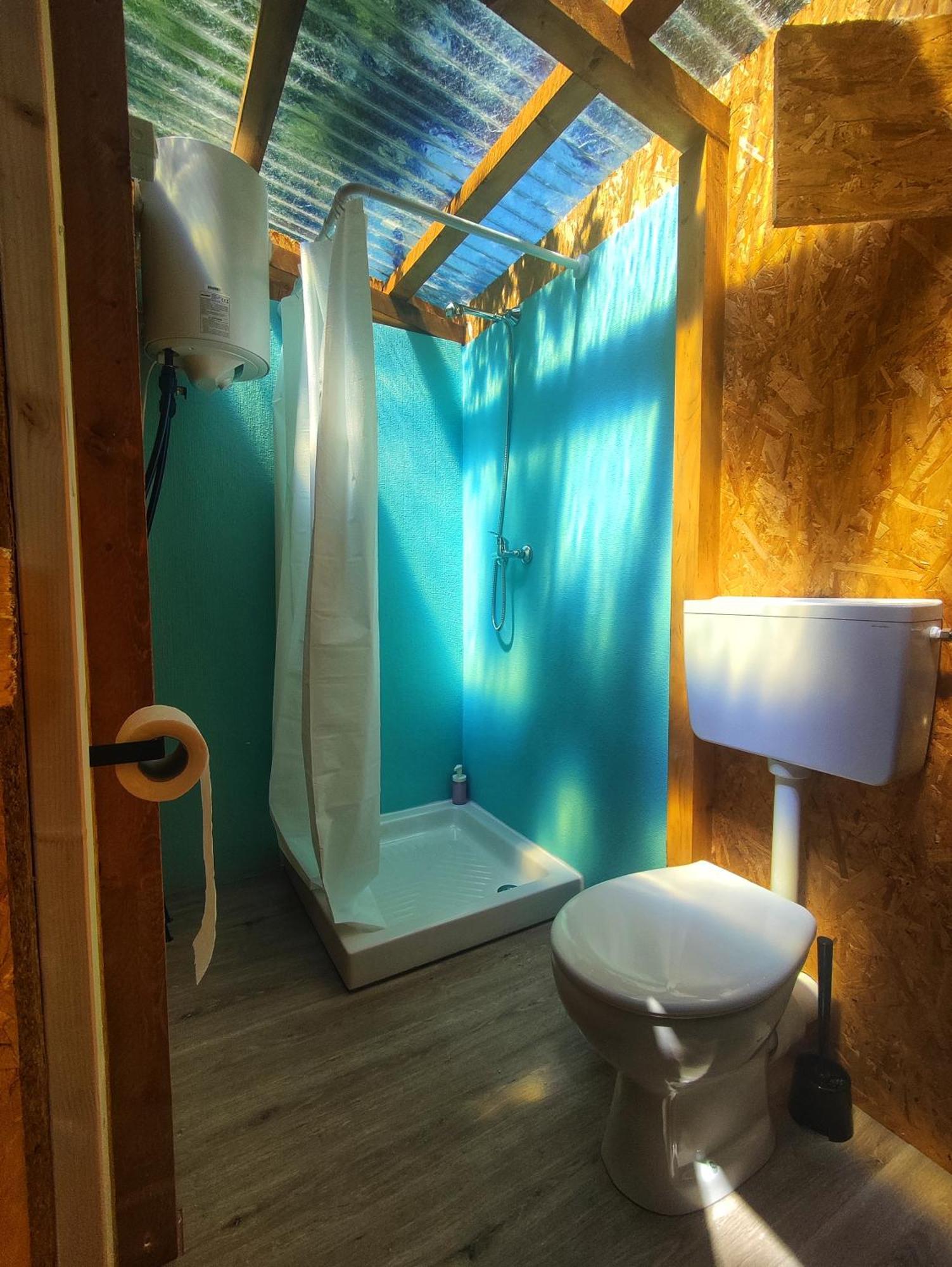 La Tana Nel Bosco Di Casa Amilton Hotel Ponzanello Ngoại thất bức ảnh